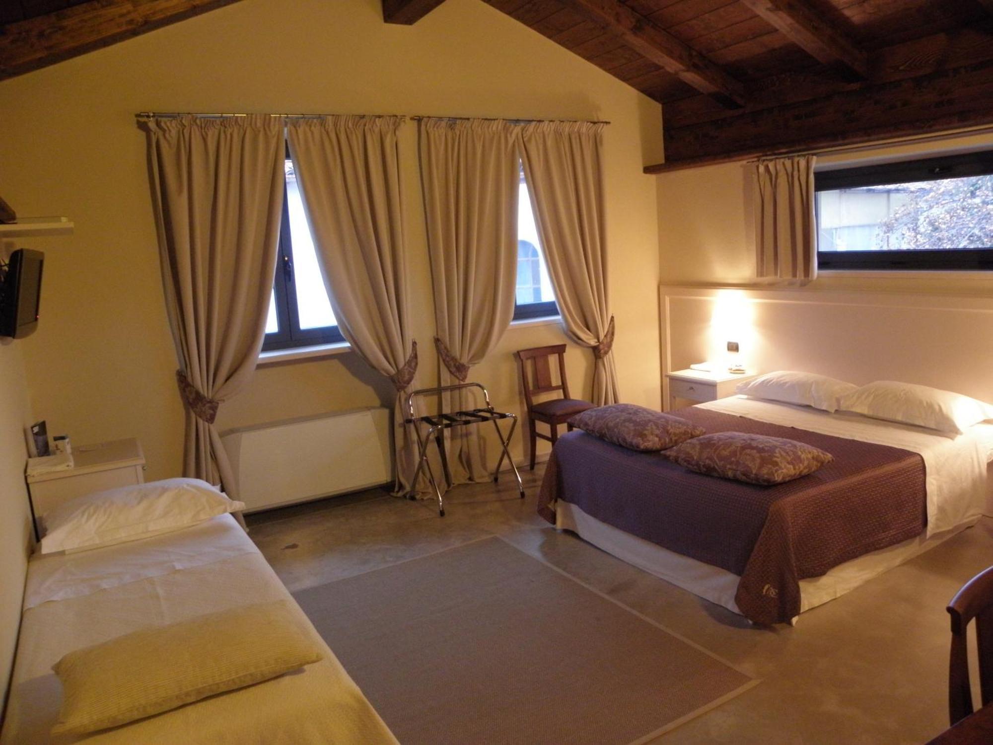 Albergo Della Ceramica Villanova Mondovì Εξωτερικό φωτογραφία